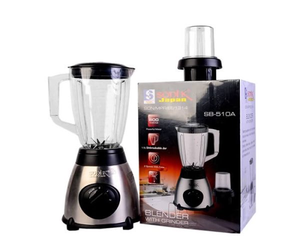 A black blender with its box, emphasizing the product's design and packaging in a neat and visually appealing arrangement.